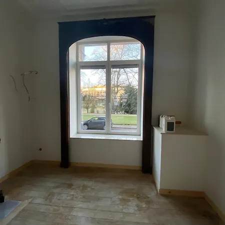 Les Dames Du Parc - Marie Louise De Beauvoir Apartment